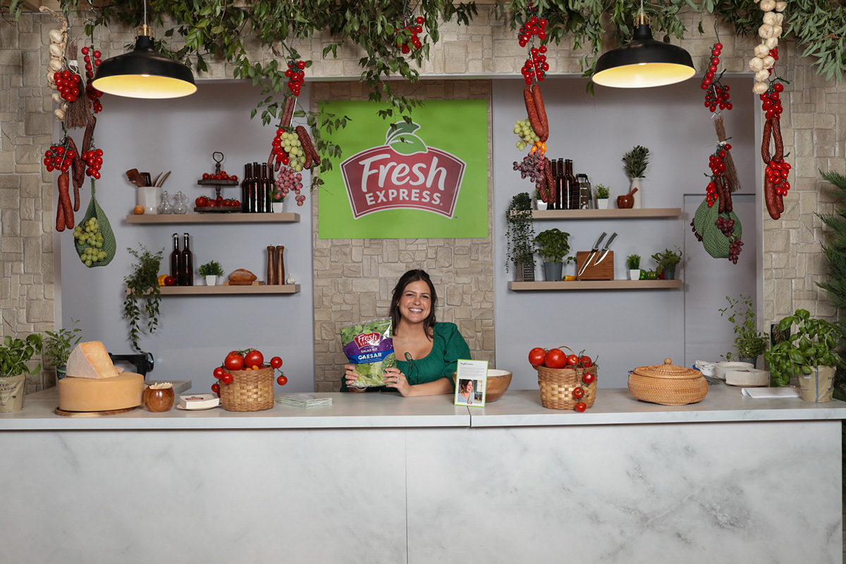 How Jessie James Decker and Steph Grasso Are Transforming Everyday Salads with Fresh Express - Produce Market Guide