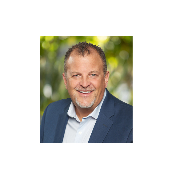 Danny Dumas HeadshotEDIT.jpg