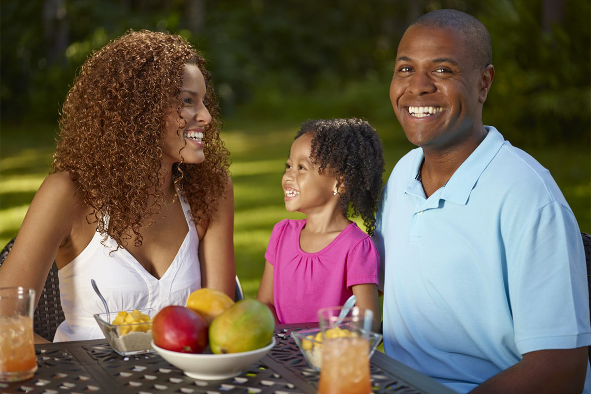 Organization Seeks 'Mangoes in Every Shopping Cart by 2030'