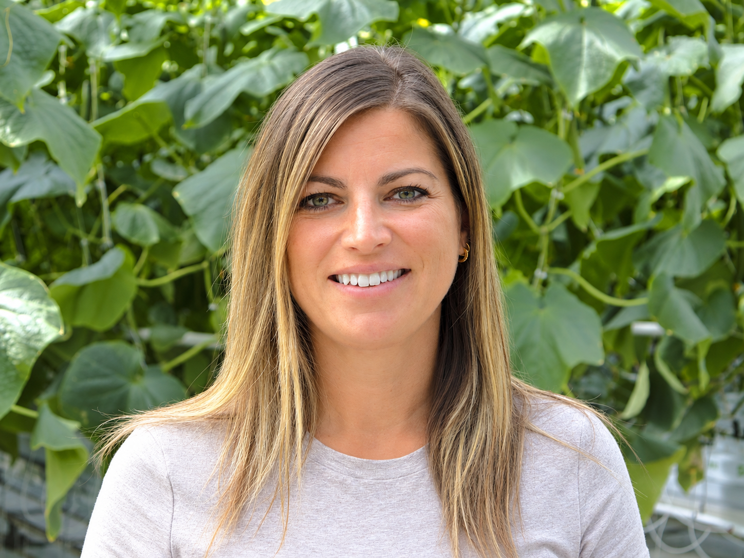Julia Weber Headshot.png