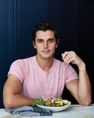 antoni.jpg