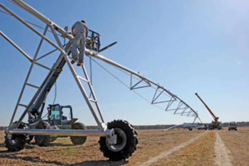 p34 Pivots Spread East