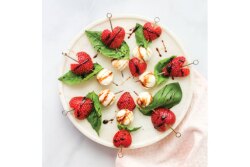 The California Strawberry Commission’s Snack with Heart challenge encourages consumers to share photos of their unique strawberry snacks on Instagram for a chance to win prizes.