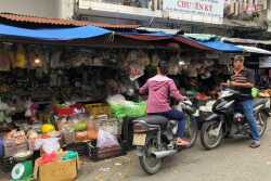 Vietnam wet market by Gira