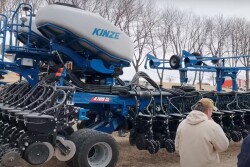 2021 Kinze 4705 36R-20 planter