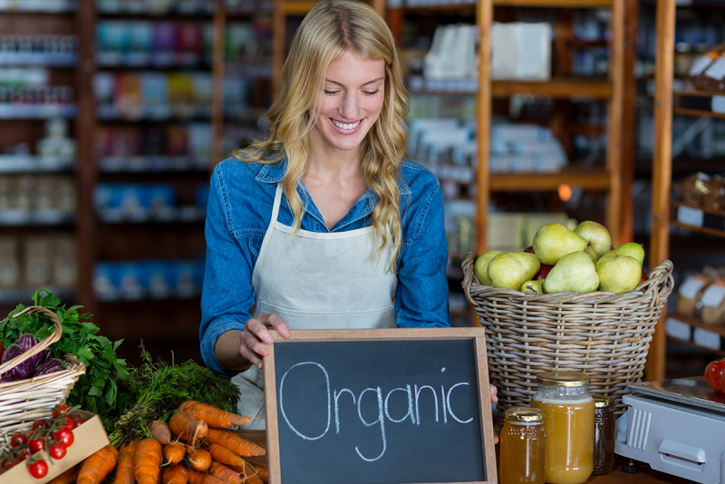 Organic produce sign