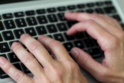 Computer keyboard