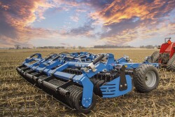 Kinze Mach Till®