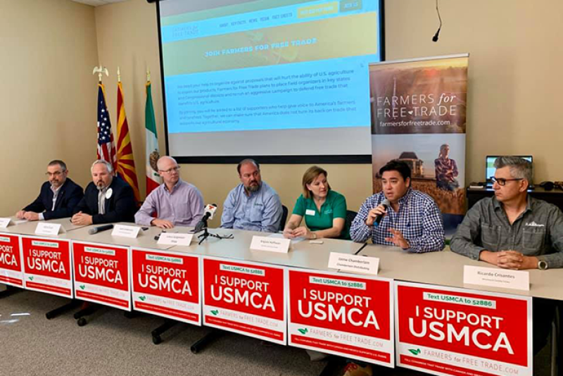 The Fresh Produce Association of the Americas and Farmers for Free Trade hosted a panel to speak out about the value of trade.