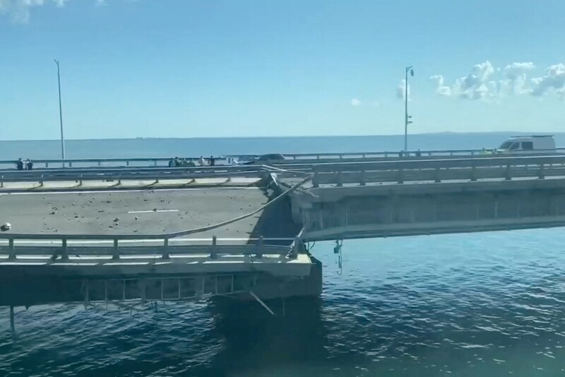 Moscow halts grain deal after bridge to Crimea struck