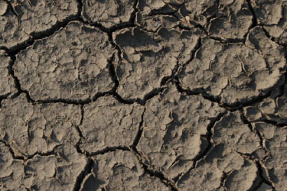 nebraksa-drought-soil-2013.jpg