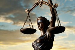 Justice-iStock-640x480.jpg