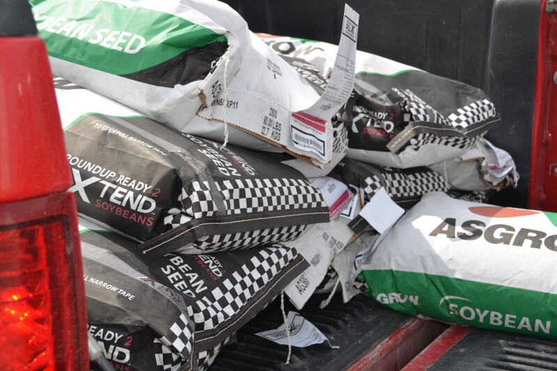 “Seed buying programs are getting more complex, there’s no doubt about it,” says Conrad Smith. “And taking product performance out of consideration—I want to know what parts of these programs are influencing seed decisions.” 