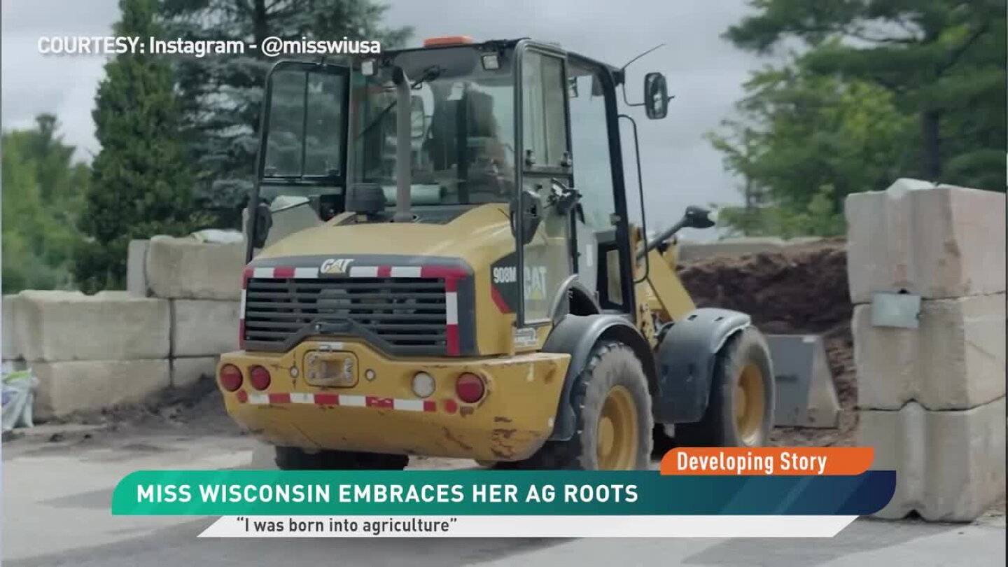 Blue Jackets and Ballgowns, An Ag Teacher and FFA Adviser Competes For A National Crown