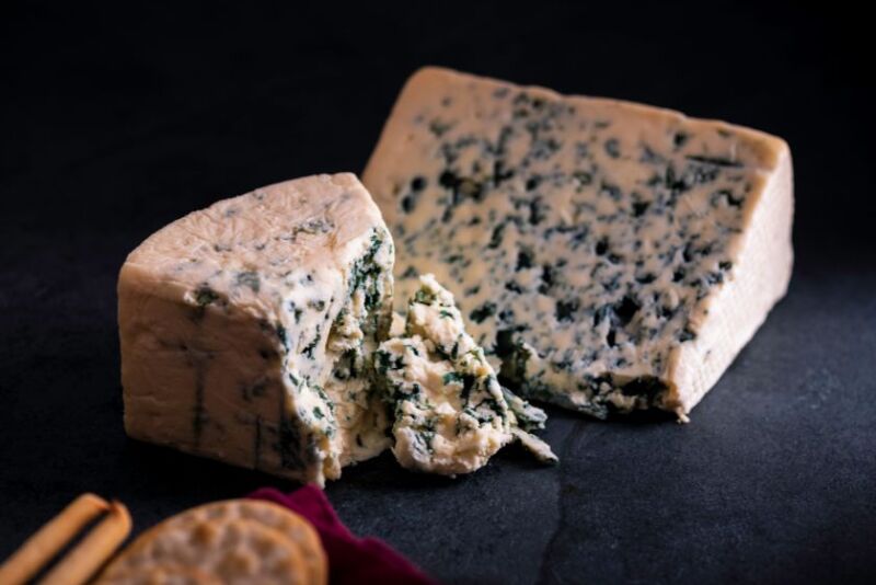 Blue cheese_Canva