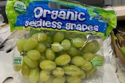 Organic Arra-15 grapes from Peru, to be distributed by Oppy.