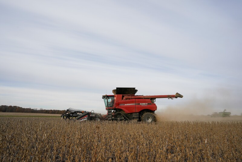 FILE PHOTO: Soybeans are harvested from a field on Hodgen Farm in Roachdale, Indiana, U.S. November 8, 2019. REUTERS/Bryan Woolston