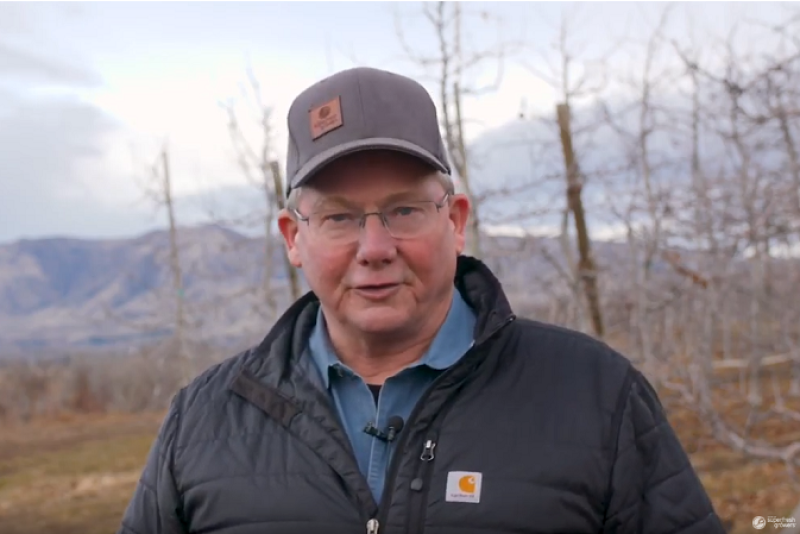 Dave Gleason, horticulturalist and proprietary variety developer for Domex Superfresh Growers, Yakima, Wash., gives his latest Orchard Update for the company.
