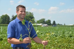 Pioneer AYT 4.0 soybeans combine molecular markers and phenotyping to select genetics based on potential.
