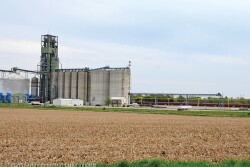 Railroad - Grain elevator - Lindsey Pound