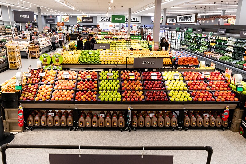Giant Food produce department
