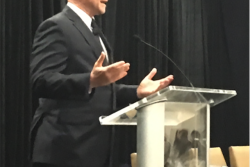 Kevin Folta addresses conference attendees on the importance of proactive communication about biotechnology. Folta was recognized for his communication and outreach efforts as the recipient of the 2016 Borlaug CAST Communication Award.