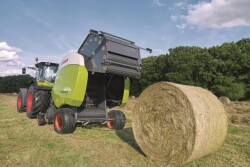 CLAAS_ROLLANT_620_baler