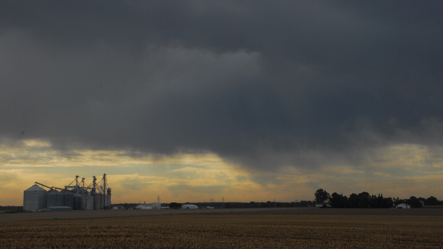 Heavy rain eases drought in the western Corn Belt - Pro Farmer