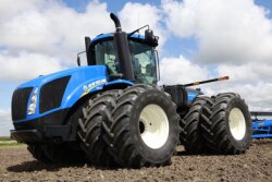 NewHolland T9