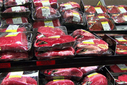 grocery-store-steaks