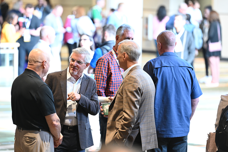 Networking at 2022 IFPA Global Produce & Floral Show