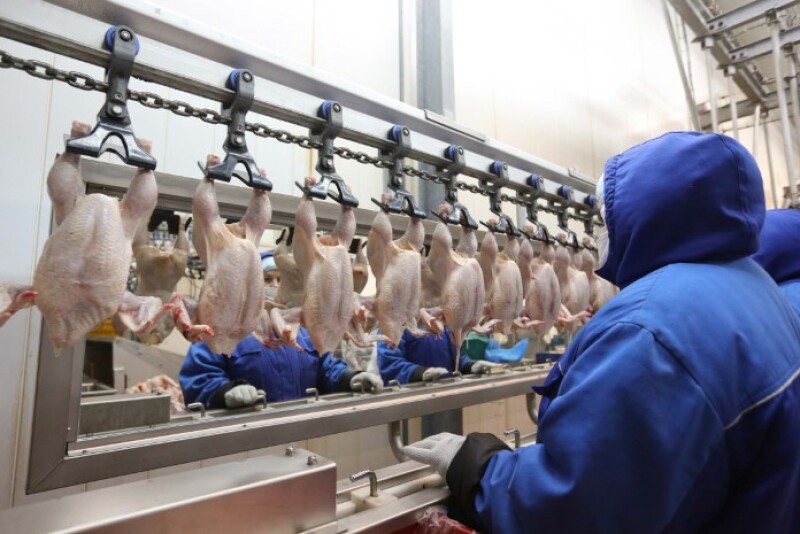 An Obama-era measure meant to level the playing field for chicken growers is shelved, and the industry is delighted.