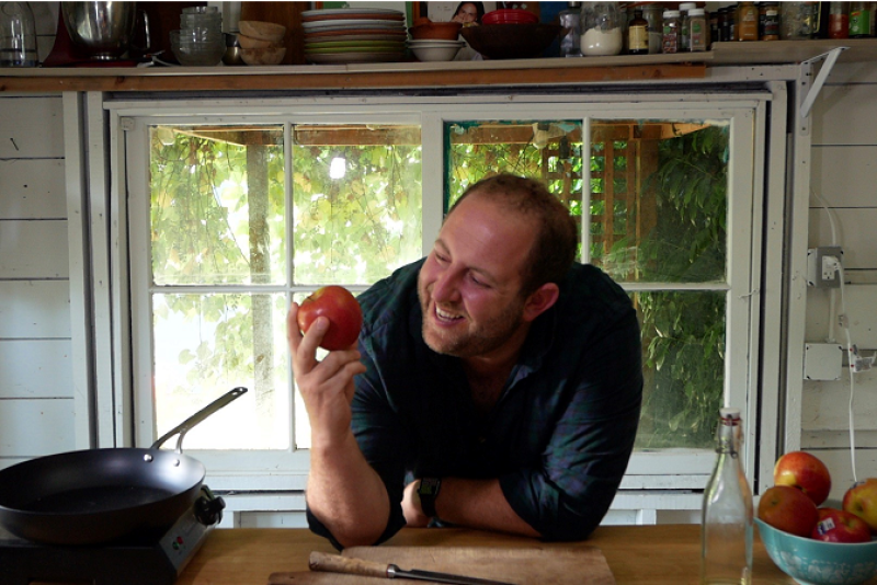 Chef Joel Gamoran is leading a Jazz Snackdown competition in which chefs compete for votes on Jazz apple snacks.