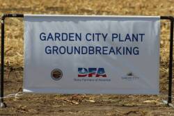 DFA_Gourndbreaking