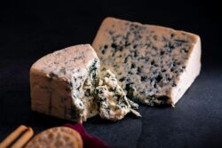 Blue cheese_Canva
