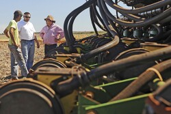 Tractor Chatter Crop 02