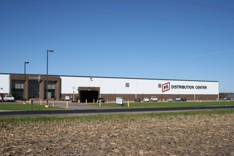 At the beginning of 2020, Growmark had hub and spoke model for its dry cargo distribution with a majority of focus on its midwestern footprint, centered on its Alpha, Ill., distribution center. 