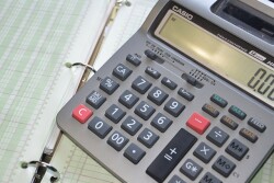 calculator taxes accounting (3)