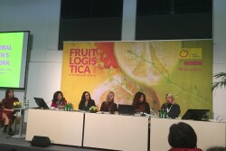 Moderated by Maura Maxwell (from left), Latin America editor of Fruitnet, the Global Women’s Network event features a panel with Ebby Loo, managing director of the Malaysia-based Euro Atlantic Group, Rocio Aguilar, senior export manager for Altar Produce, Michelle Masek, head of marketing for Apeel Sciences, Linda Carobbi, corporate director for Italy-based Savino del Bene and Laura Dellinger of Wisebridge.