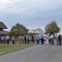 The funeral of Mike Wallace drew hundreds of friends and family.