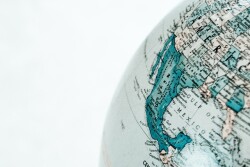 globe-2-1451553-1598x1059