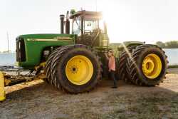 Illinois farmer's daughter
