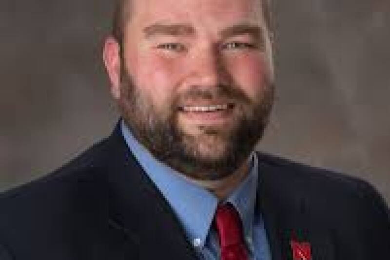 Brian Vander Ley, DVM, PhD, at the University of Nebraska’s Great Plains Veterinary Education Center, co-led the research team with Michael Heaton, PhD., a research microbiologist at USMARC.