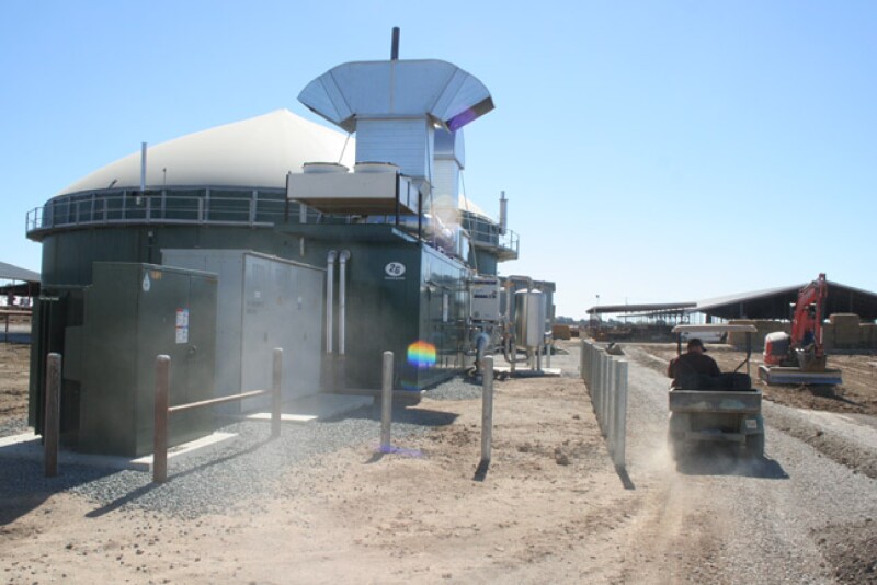 Digester_at_California_dairy