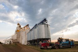 Grain elevator
