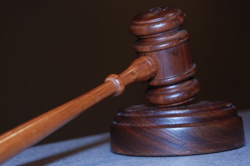 gavel2