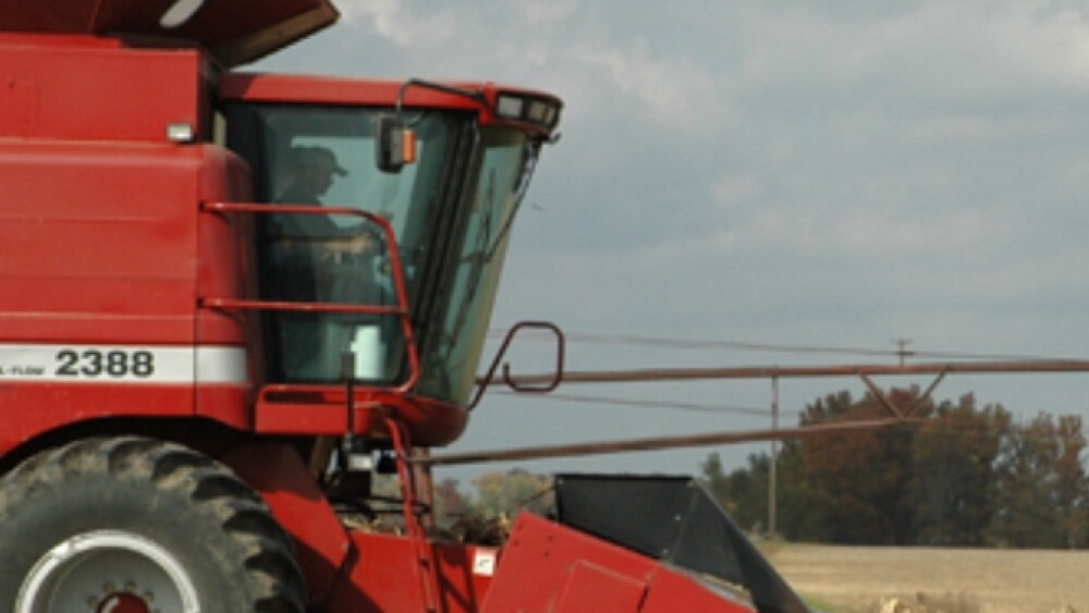 corn_harvest_combine