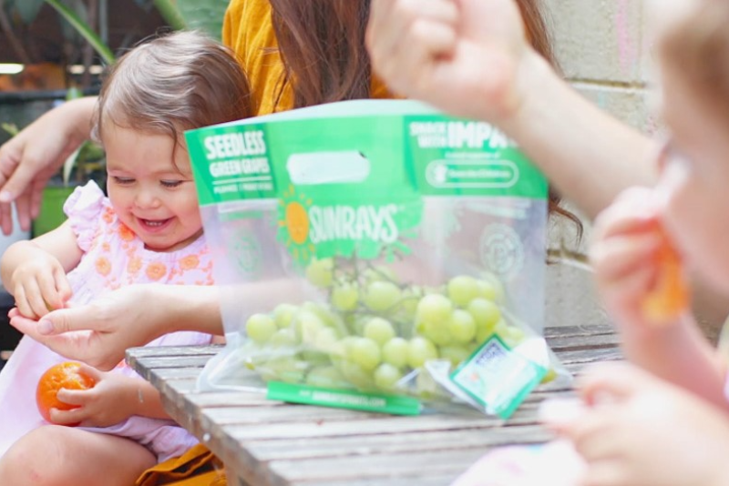 By adding more growers to the list, Sunrays grapes will be available year-round from Tarrytown, N.Y.-based fresh fruit importer Jac. Vandenberg Inc.