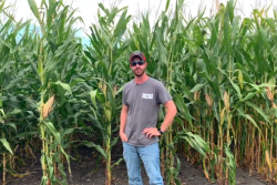 Late-season scouting doesn’t tell the whole story, but it may help you make future adjustments to your N program to maximize the grain-fill period, says Matt Duesterhaus.