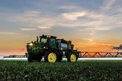john_deere_sprayer